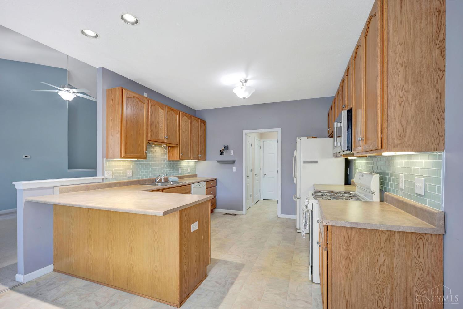 10803 Stone Ridge Way, Unit 15 Harrison, OH 45030 - Photo 14 of 45