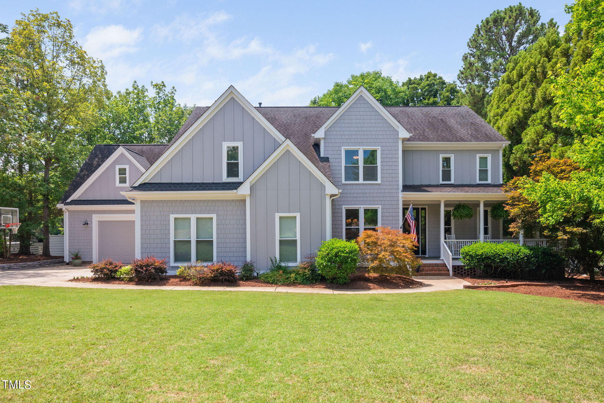 2-web-or-mls-300-pond-bluff-way