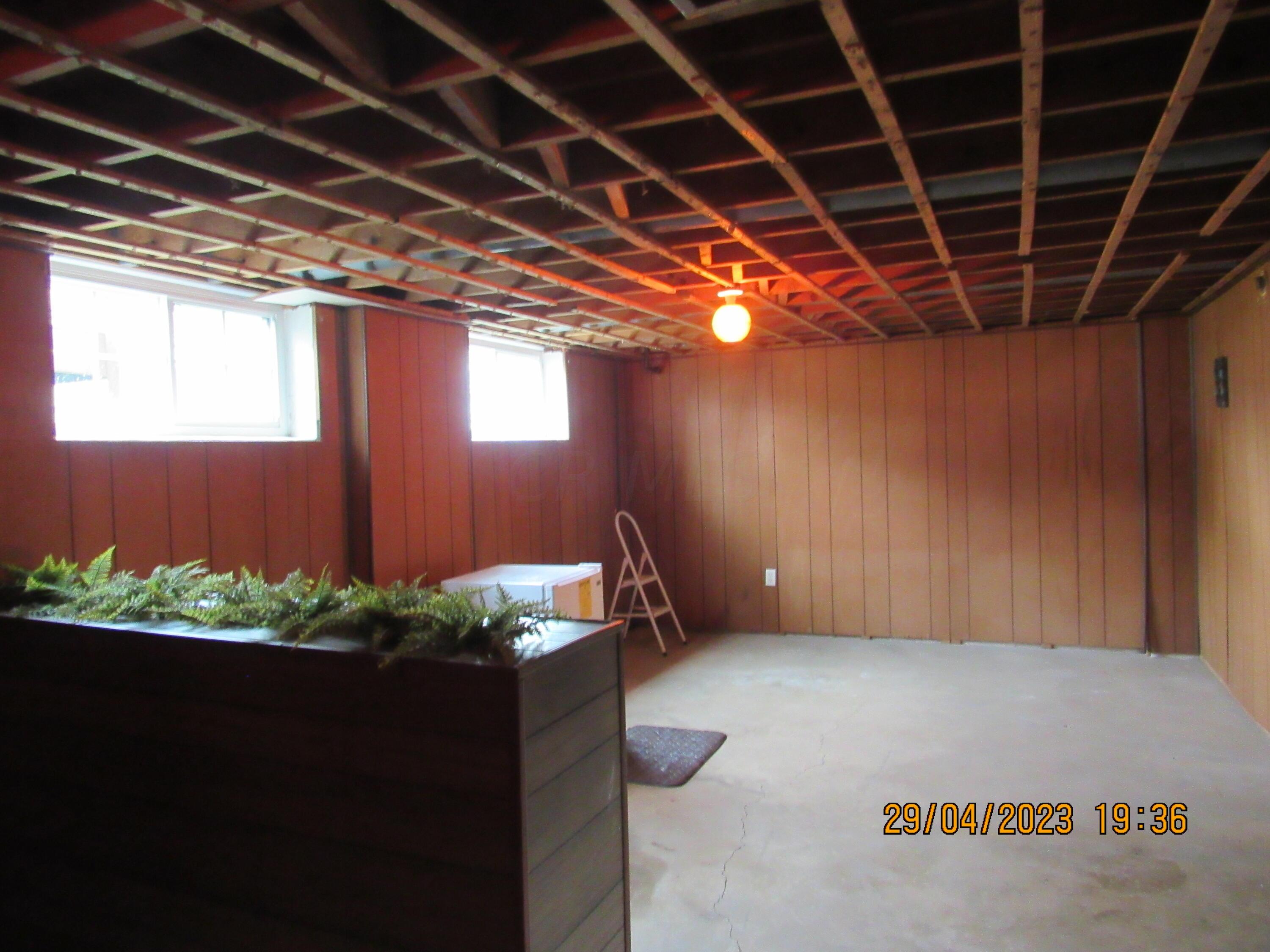 548 Mowrer Road Circleville, OH 43113 - Photo 11 of 14 IMG_0971