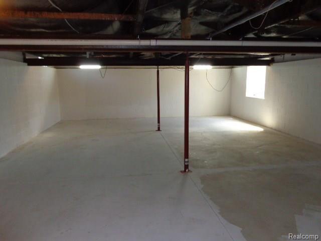 8171 Bryce Road Avoca, MI 48006 - Photo 19 of 26 026.jpg