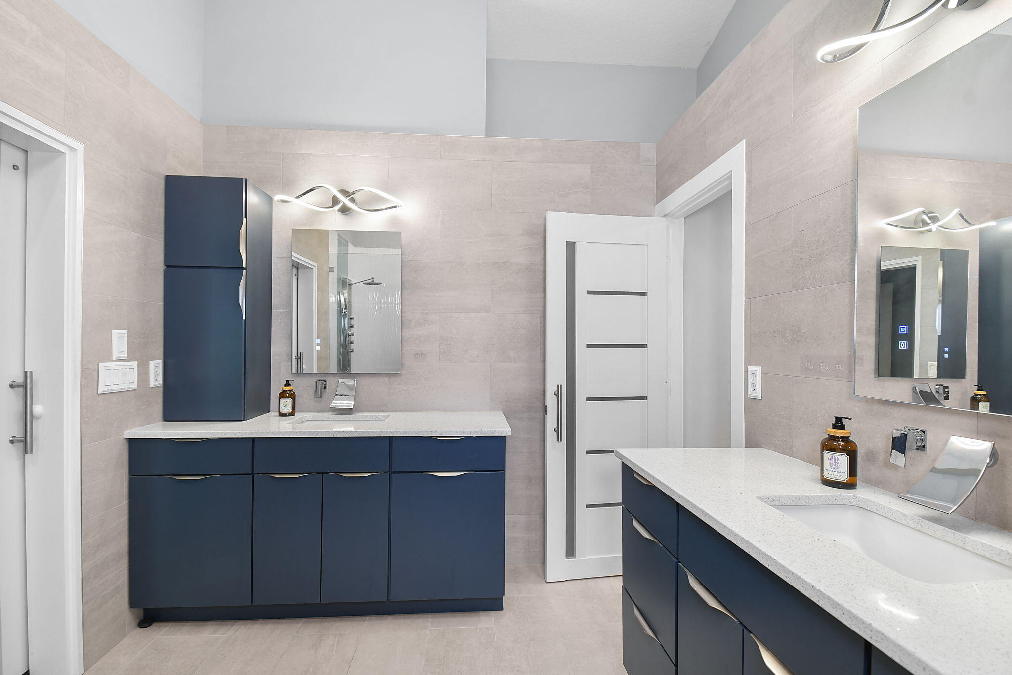 1959 Northwest Marsh Rabbit Lane Jensen Beach, FL 34957 - Photo 26 of 46 Primary Bathroom