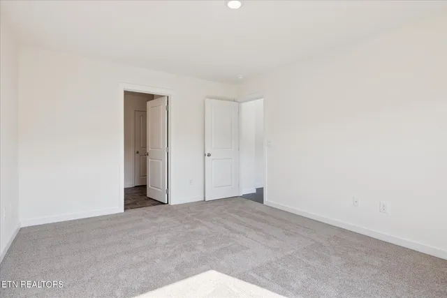 $336,560 | 192 North Blissful Mdws Drive, Harriman, TN 37748