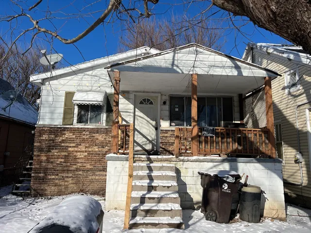 $24,900 | 3021 West Malone Street, Peoria, IL 61605