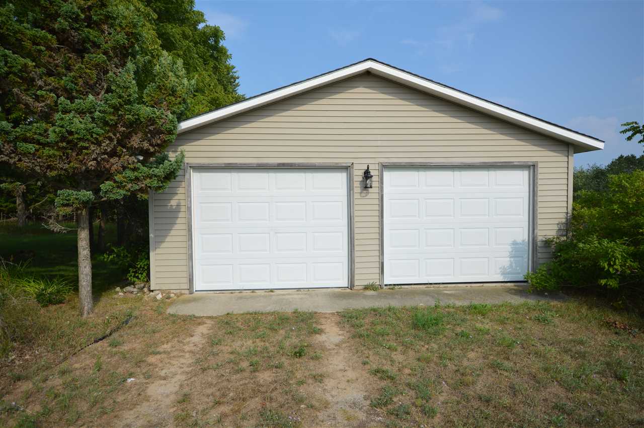 6683 South Schomberg Road Cedar, MI 49621 - Photo 2 of 33 1851678-1.JPG
