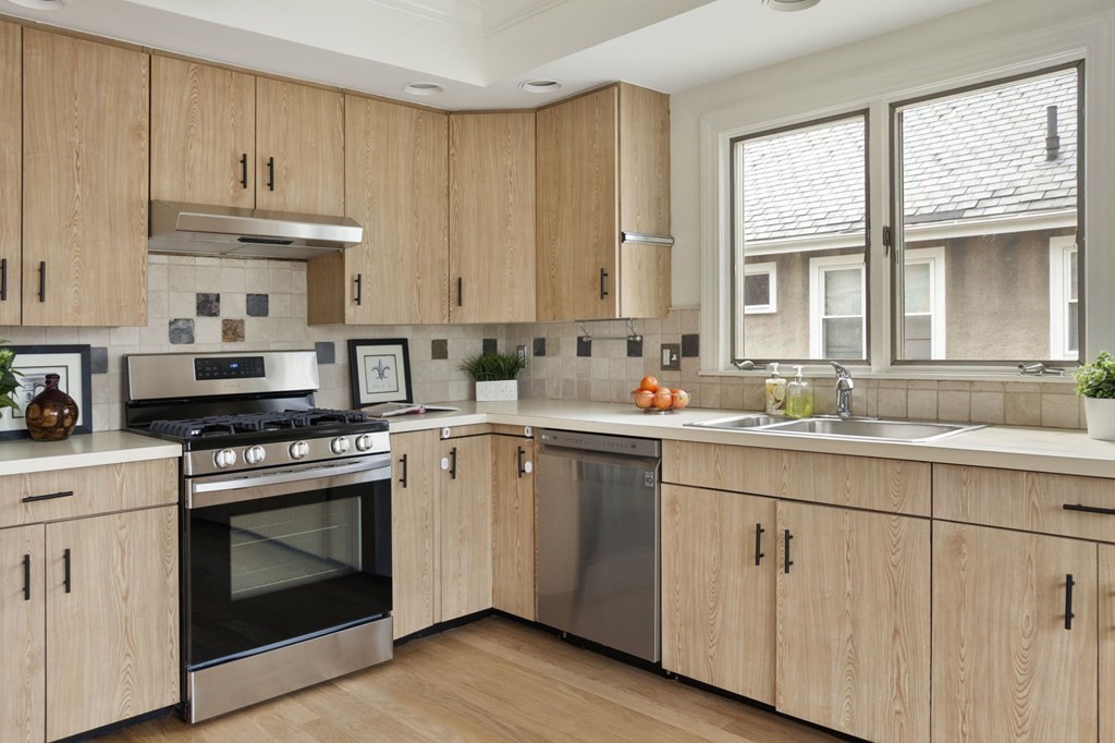 20 Everett Street, Unit 20 Arlington, MA 02474 - Photo 8 of 24