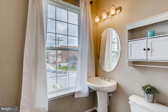 5445 Old Frederick Road Baltimore, MD 21229 - Photo 11 of 33 Gallery Image 11