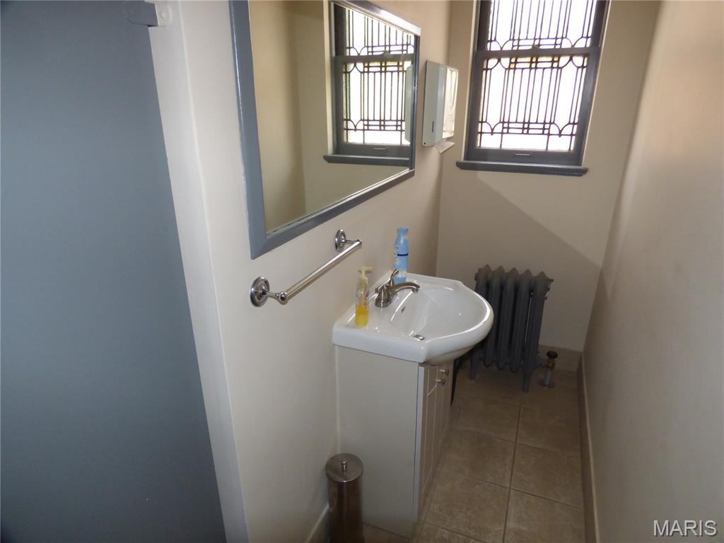 4500 West Pine Boulevard St. Louis, MO 63108 - Photo 17 of 44
