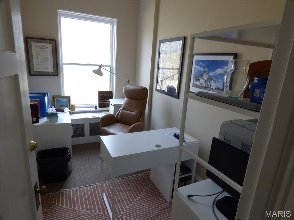 4500 West Pine Boulevard St. Louis, MO 63108 - Photo 21 of 44