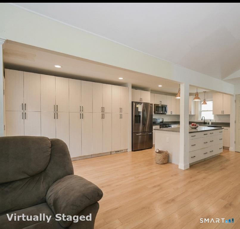 249 Preston Street Windsor, CT 06095 - Photo 2 of 15