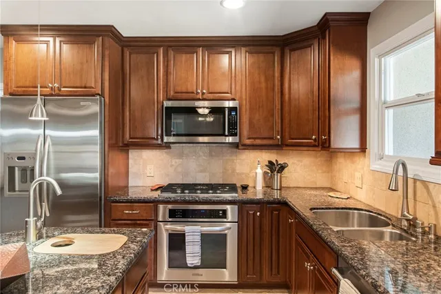 $1,010,000 | 141 Sandalwood Place, Glendora, CA 91741