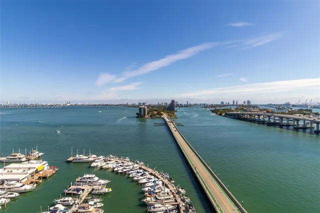 $430,000 | 555 Northeast 15th Street, Unit 30H, Miami, FL 33132