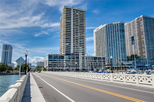 $430,000 | 555 Northeast 15th Street, Unit 30H, Miami, FL 33132