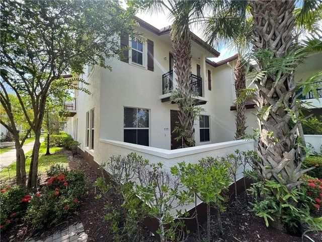 $3,500 | 4744 Monarch Way, Coconut Creek, FL 33073
