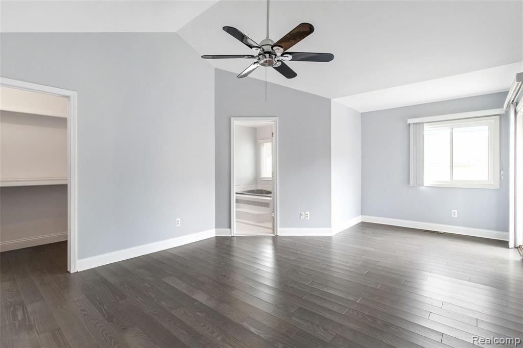 3327 Fairgrove Terrace Rochester Hills, MI 48309 - Photo 24 of 55