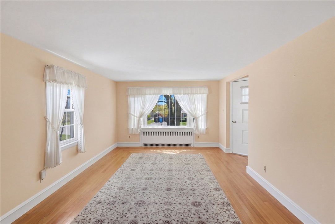 15 Valley View Drive Cumberland, RI 02864 - Photo 12 of 41