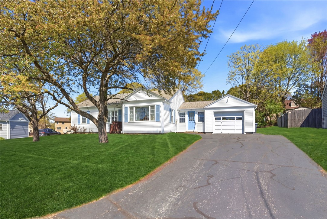 15 Valley View Drive Cumberland, RI 02864 - Photo 2 of 41