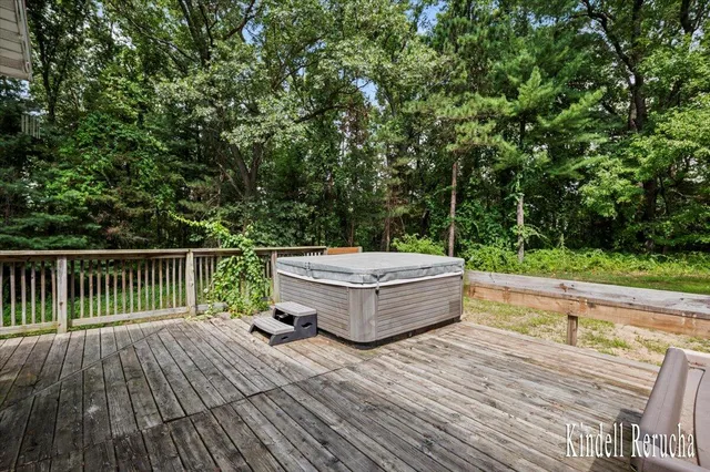 $373,000 | 699 Lincoln Lake Avenue Northeast, Lowell, MI 49331