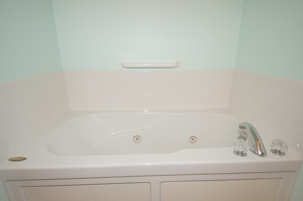 5 Mission Road, Unit 301 Chelmsford, MA 01863 - Photo 15 of 27 Gallery Image 15
