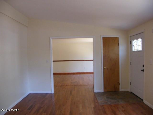 319 Rambling Way Milford, PA 18337 - Photo 3 of 22 Gallery Image 3