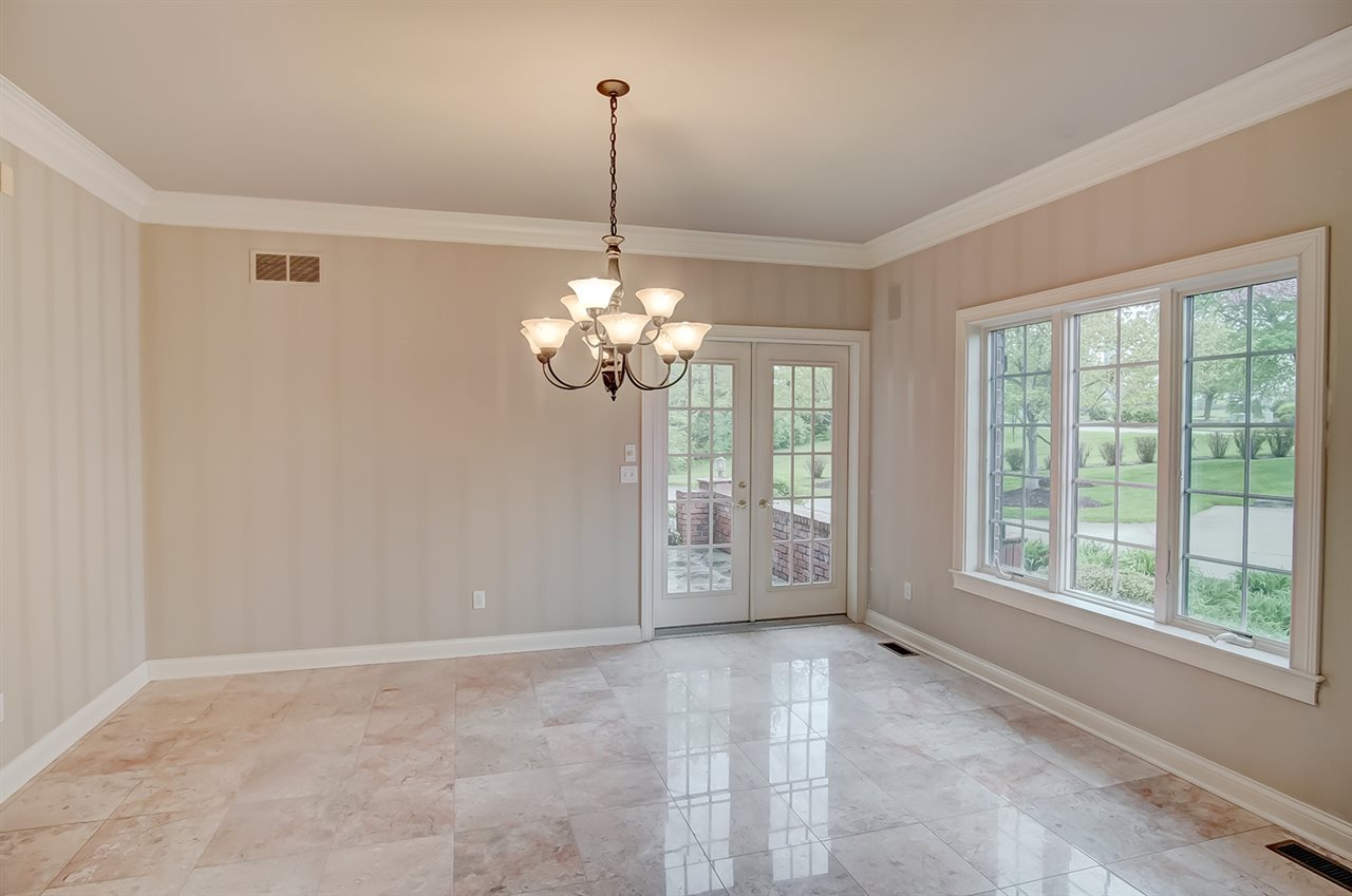 12208 Covington Manor Farms Road Fort Wayne, IN 46814 - Photo 5 of 36 Gallery Image 5