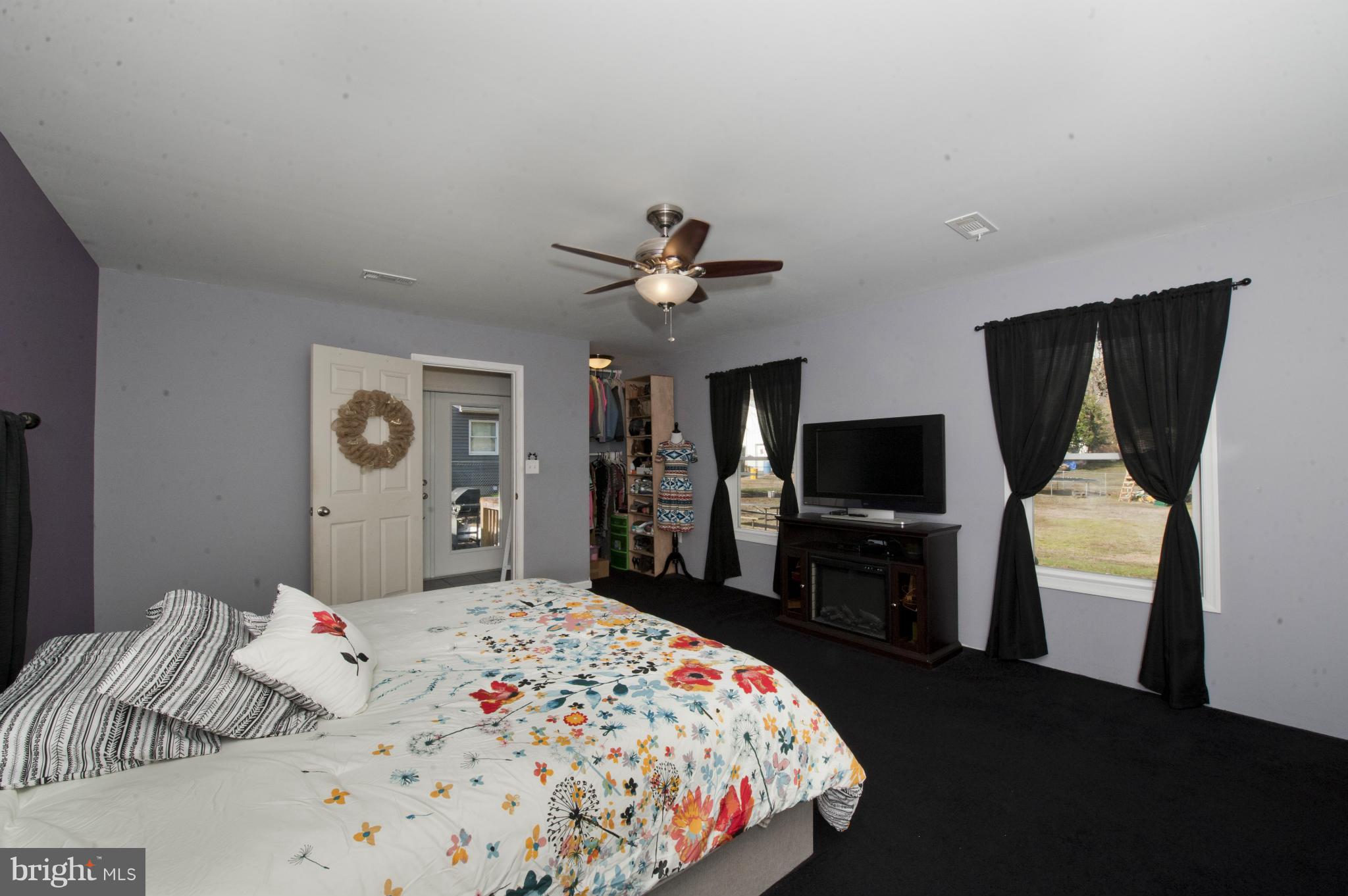 258 Pertch Road Severna Park, MD 21146 - Photo 22 of 29 Bedroom (Master)