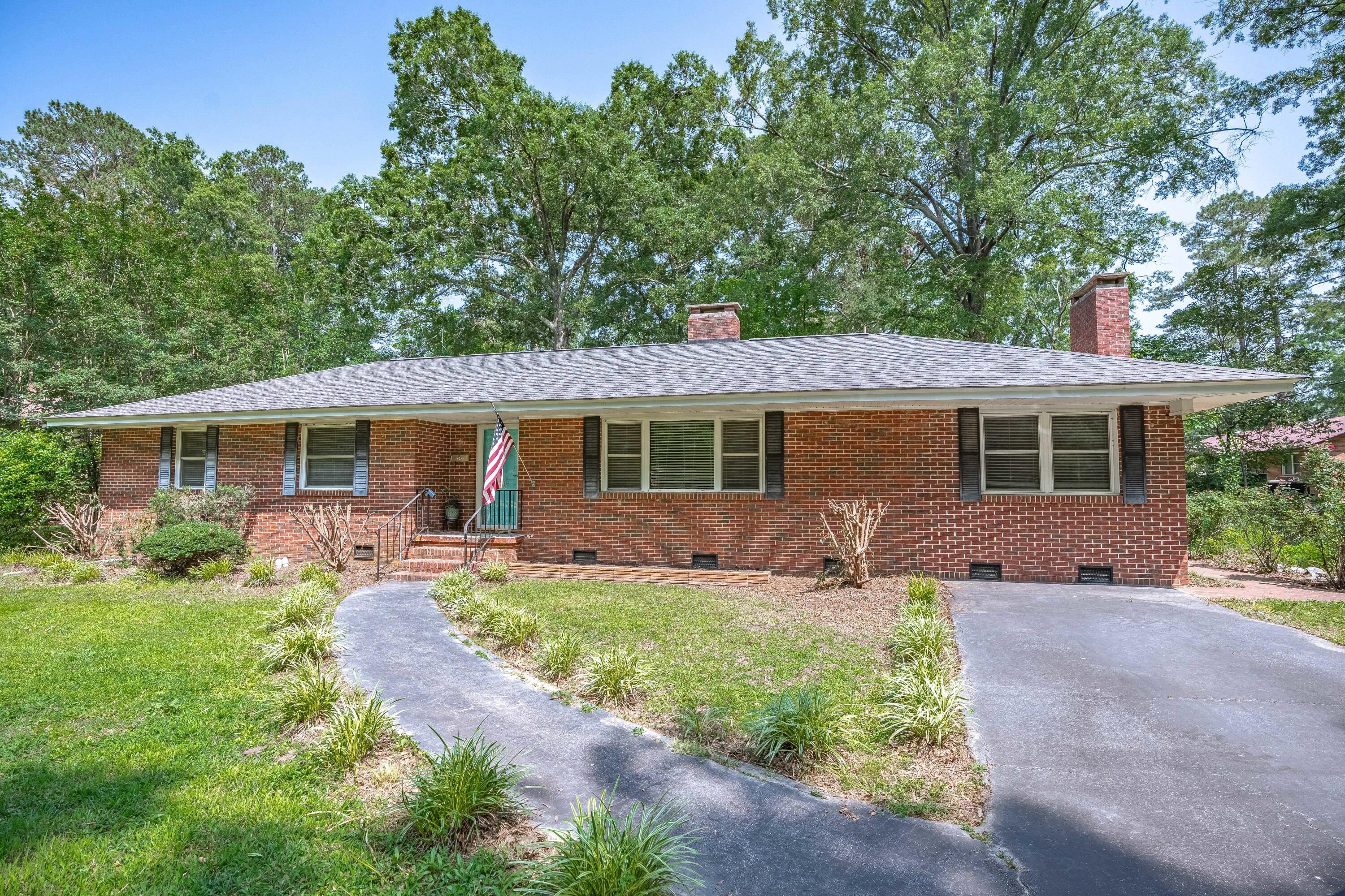 1715 Wheeler Street Newberry, SC 29108 - Photo 2 of 38