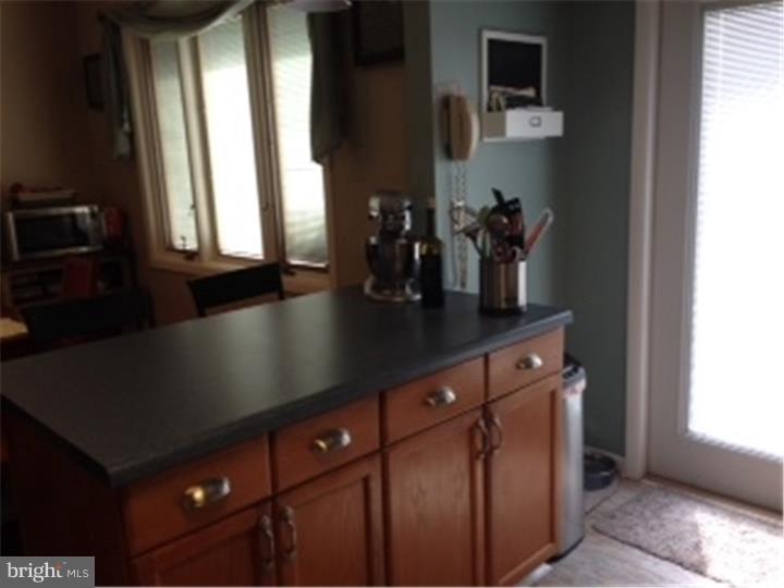 12 Hilton Road Mount Holly, NJ 08060 - Photo 4 of 20 Kitchen