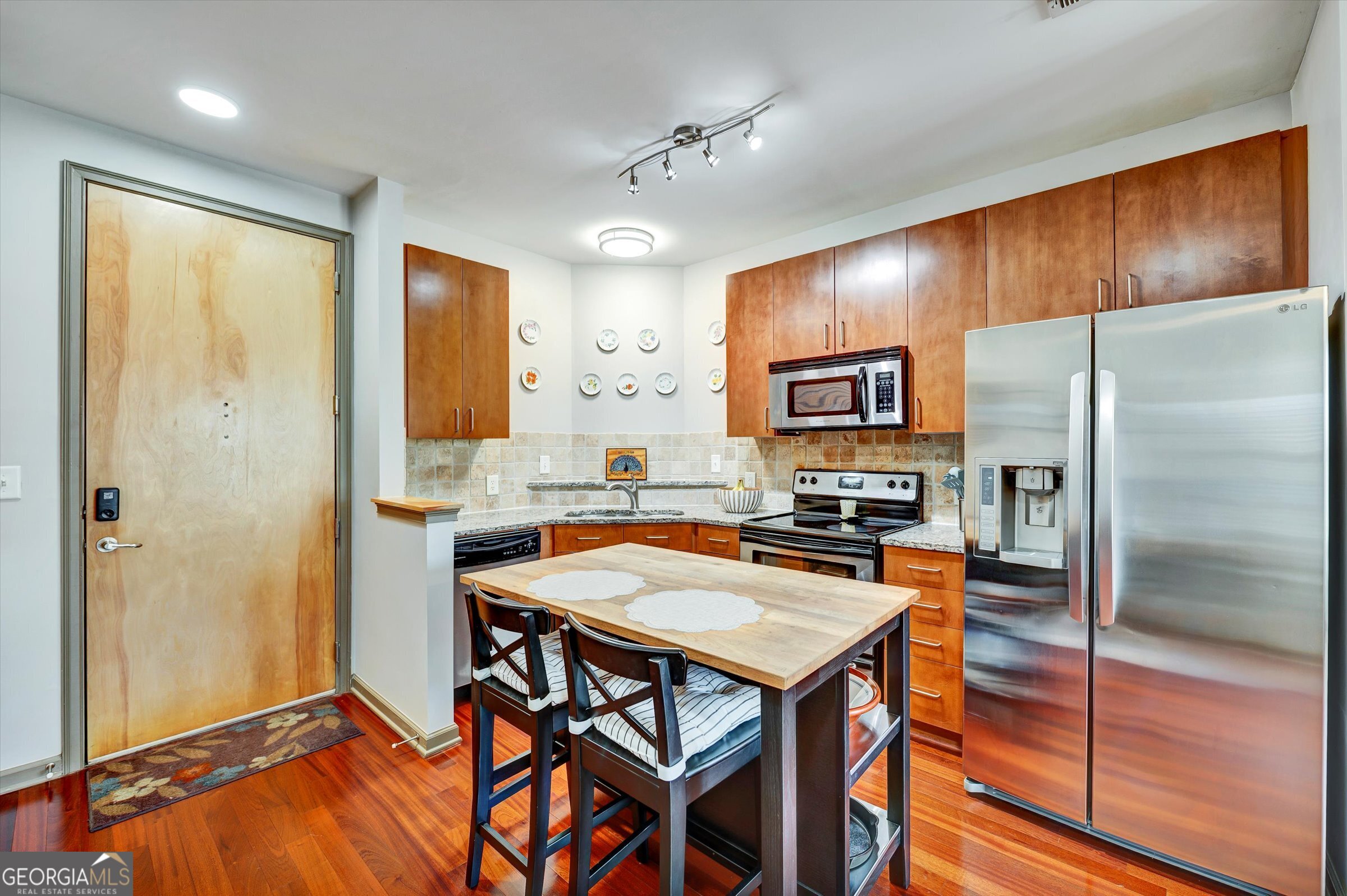 898 Oak Street Southwest, Unit 3318 Atlanta, GA 30310 - Photo 4 of 24