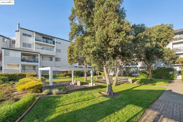 a house view with a outdoor space