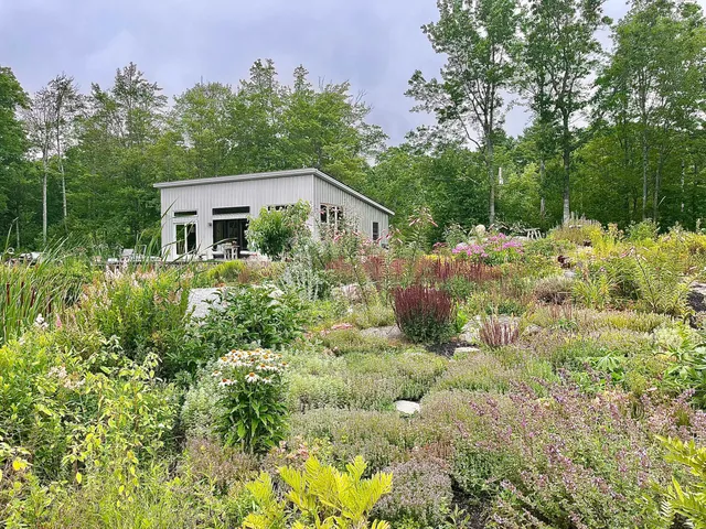 $675,000 | 359 Lower Round Pond Road, Bristol, ME 04539