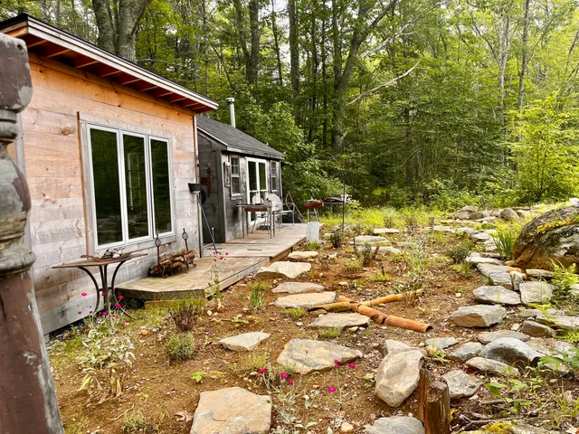 $675,000 | 359 Lower Round Pond Road, Bristol, ME 04539