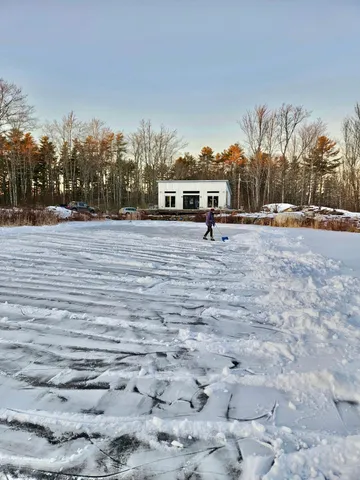 $675,000 | 359 Lower Round Pond Road, Bristol, ME 04539