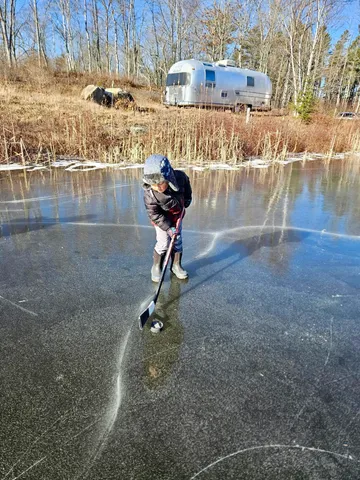 $675,000 | 359 Lower Round Pond Road, Bristol, ME 04539