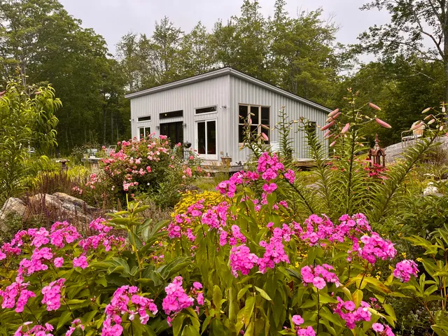 $675,000 | 359 Lower Round Pond Road, Bristol, ME 04539