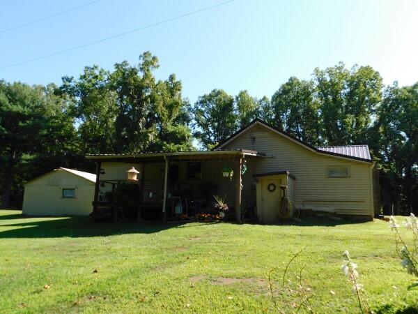 19827 Loomis Road Nelsonville, OH 45764 - Photo 3 of 31 045