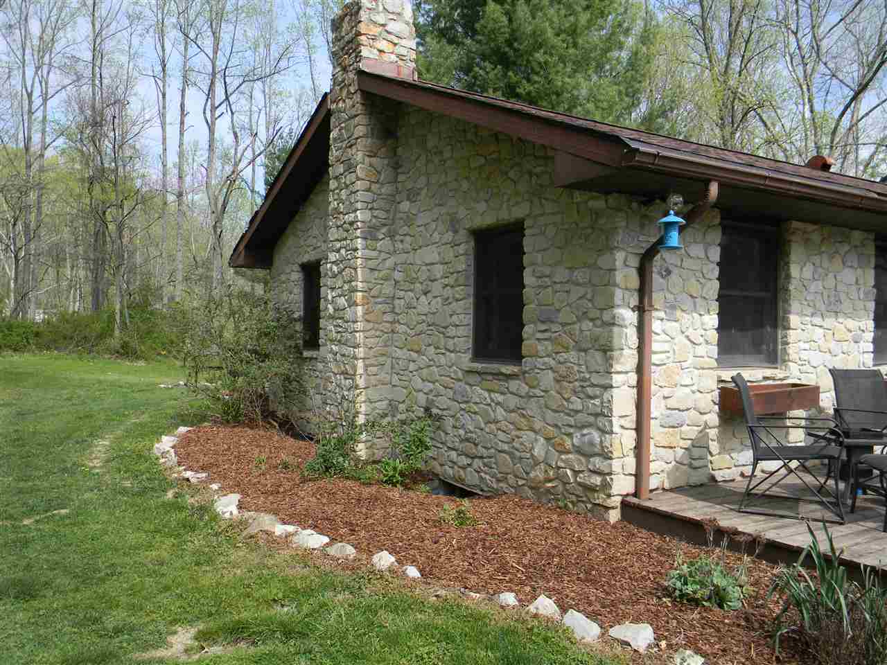 736 River Road Spencer, IN 47460 - Photo 4 of 21