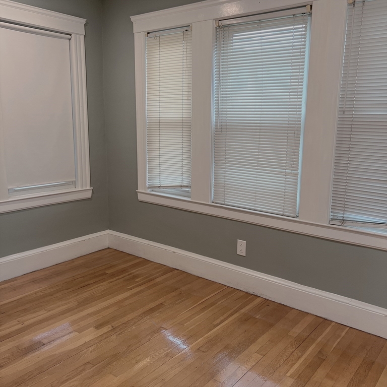 20 Lenglen Road, Unit 1 Newton, MA 02458 - Photo 7 of 10