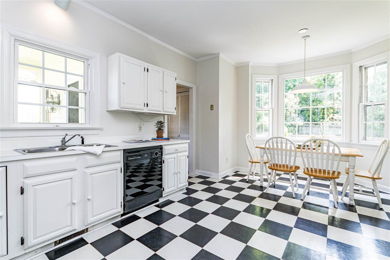 1702 Pineview Street Raleigh, NC 27608 - Photo 13 of 30 Photo 13