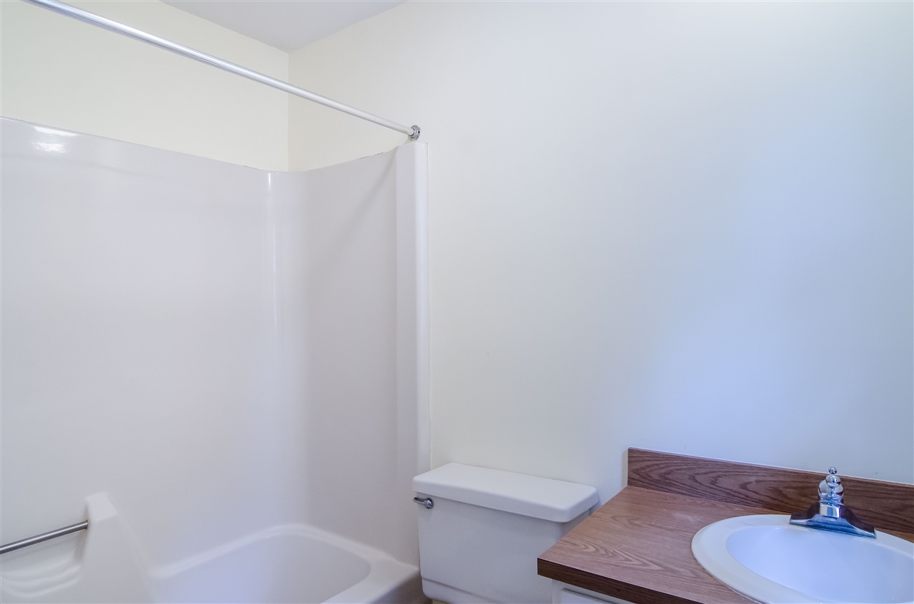 974 Hard Road, Unit 2 Hartford, VT 05059 - Photo 12 of 15 Gallery Image 12