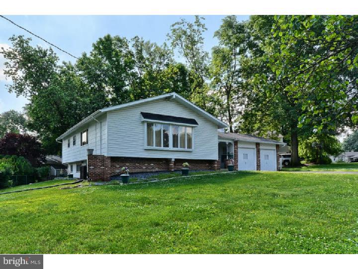 2902 Georgetown Road Cinnaminson, NJ 08077 - Photo 2 of 25 Exterior Side