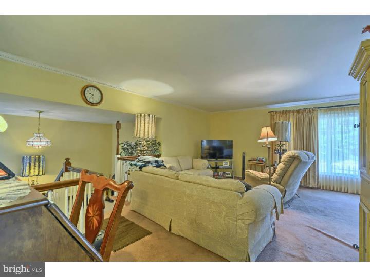 2902 Georgetown Road Cinnaminson, NJ 08077 - Photo 5 of 25 Lobby