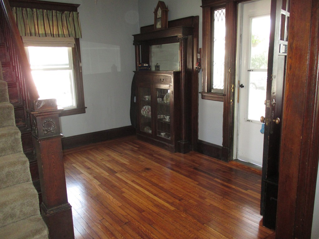 26 Spencer Street Springfield, MA 01118 - Photo 14 of 27 Gallery Image 14