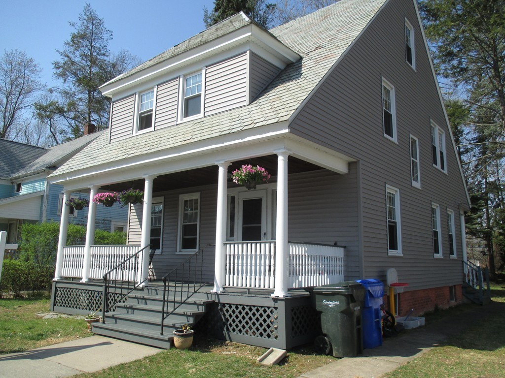 26 Spencer Street Springfield, MA 01118 - Photo 3 of 27 Gallery Image 3