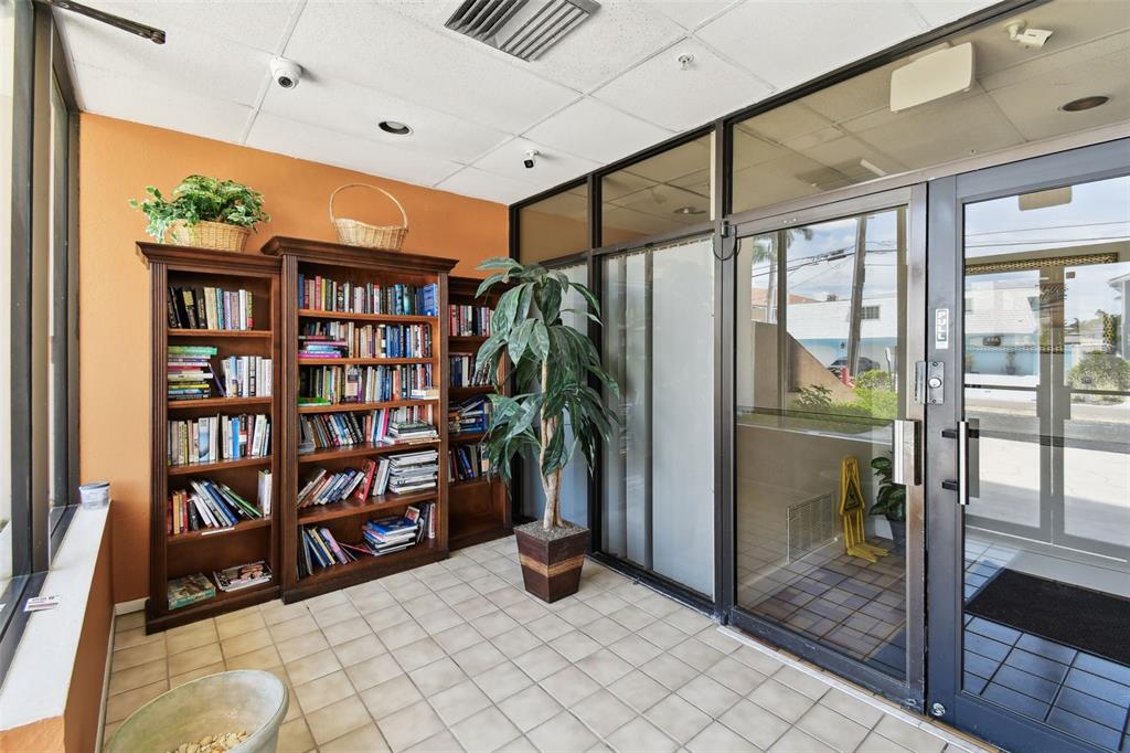 255 Dolphin Point, Unit 207 Clearwater Beach, FL 33767 - Photo 31 of 69