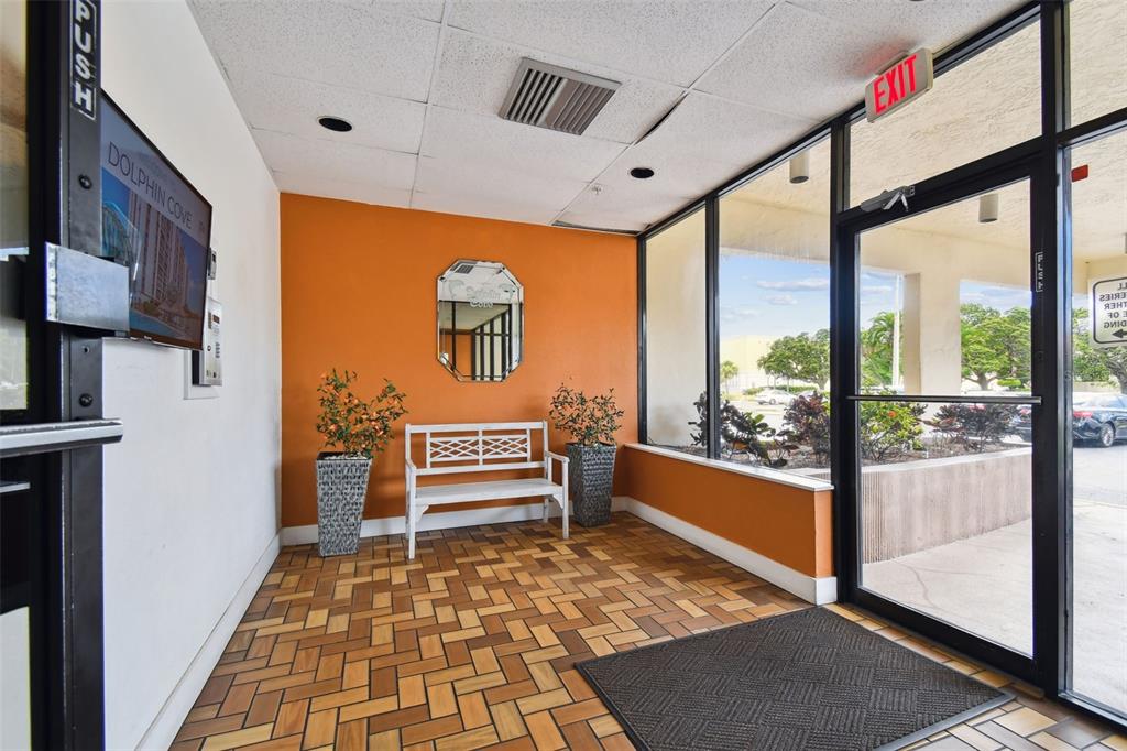 255 Dolphin Point, Unit 207 Clearwater Beach, FL 33767 - Photo 35 of 69