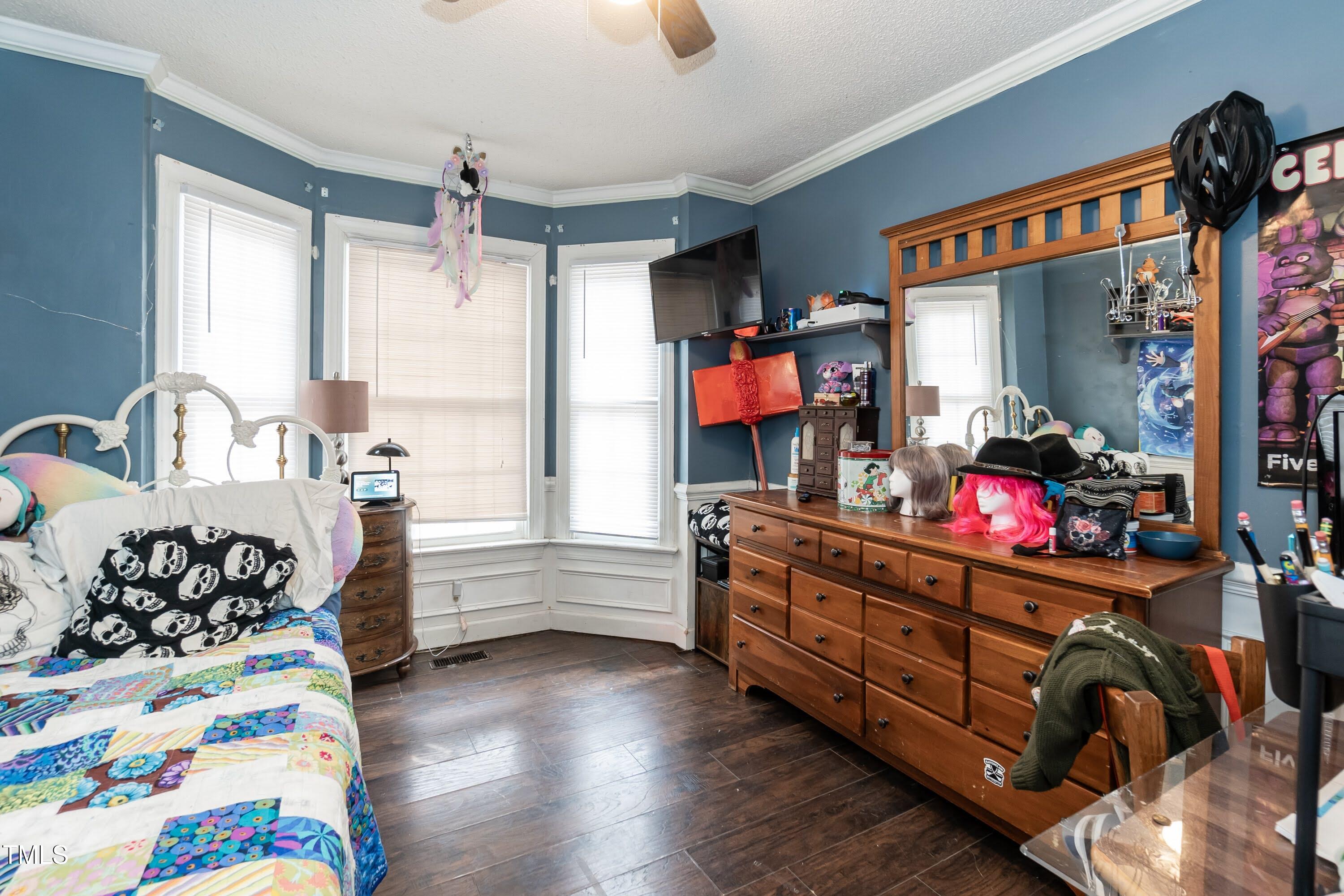 4209 Medlar Lane Raleigh, NC 27616 - Photo 25 of 40 Office 01