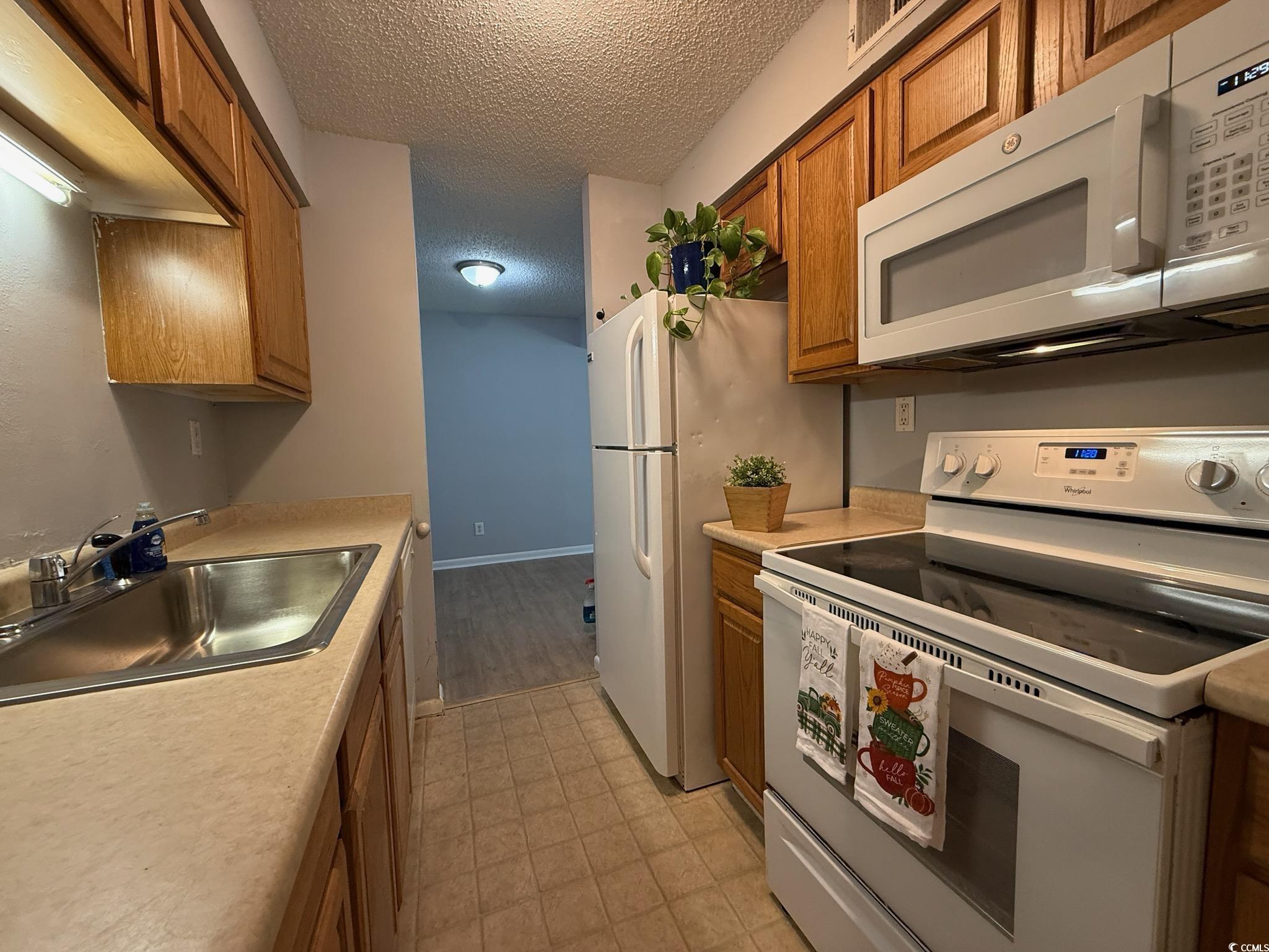 950 Forestbrook Road, Unit A1 Myrtle Beach, SC 29579 - Photo 4 of 15 7'3" x 7'11"