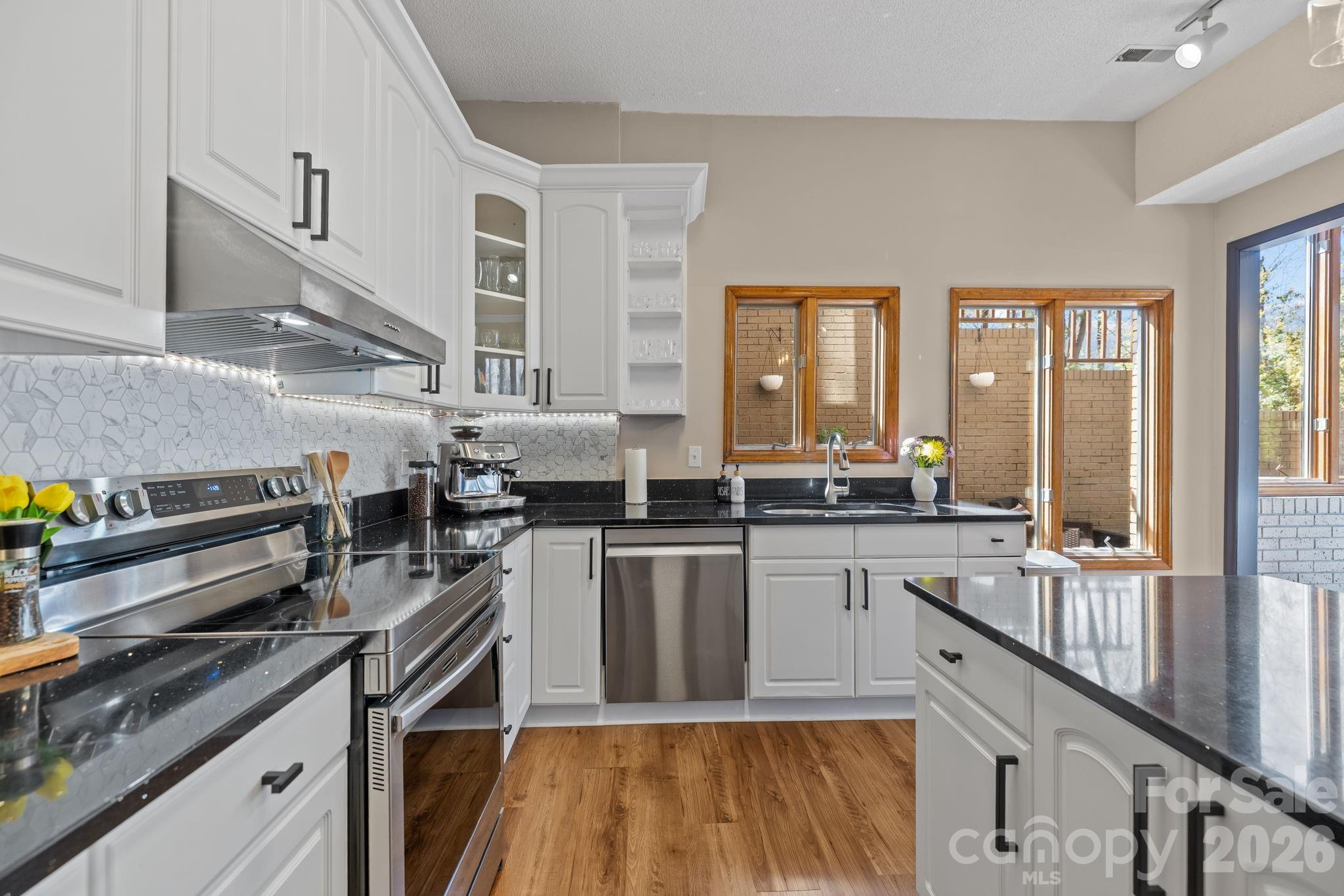13634 Pine Harbor Road Charlotte, NC 28278 - Photo 16 of 48 Gallery Image 16