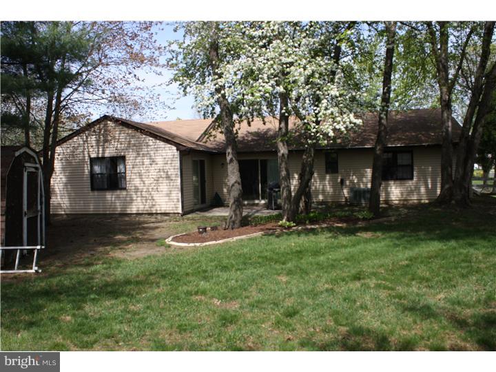 126 Wyndmere Road Evesham, NJ 08053 - Photo 18 of 24 Exterior Back