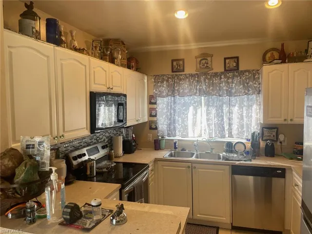 $805,000 | 3129 Woodside Avenue, Naples, FL 34112